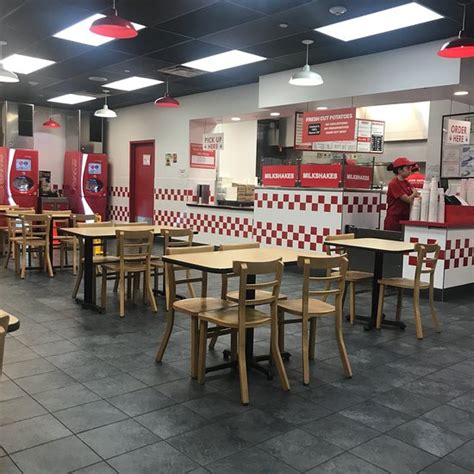 five guys hauppauge ny|five guys restaurant hauppauge ny.